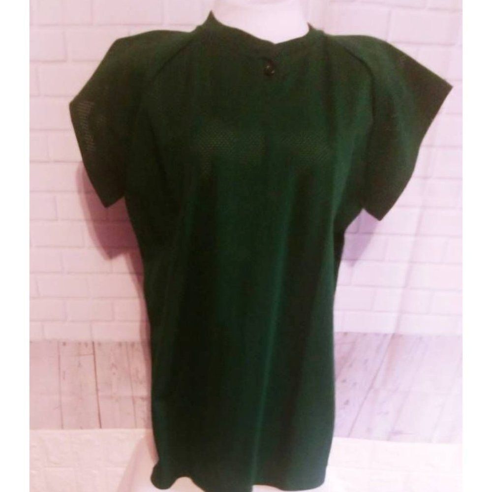 Russell Athletic Activewear T-Shirt Green Short Sleeve Button M
